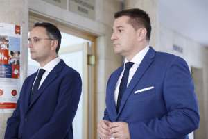 Sve veći broj oboljelih širom Bosne i Hercegovine - covid se vratio, ali sa blažom kliničkom slikom